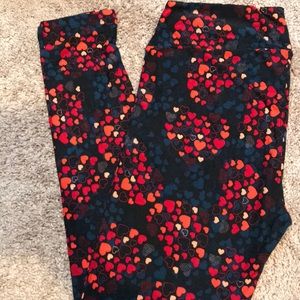 LuLaRoe TC Heart leggings